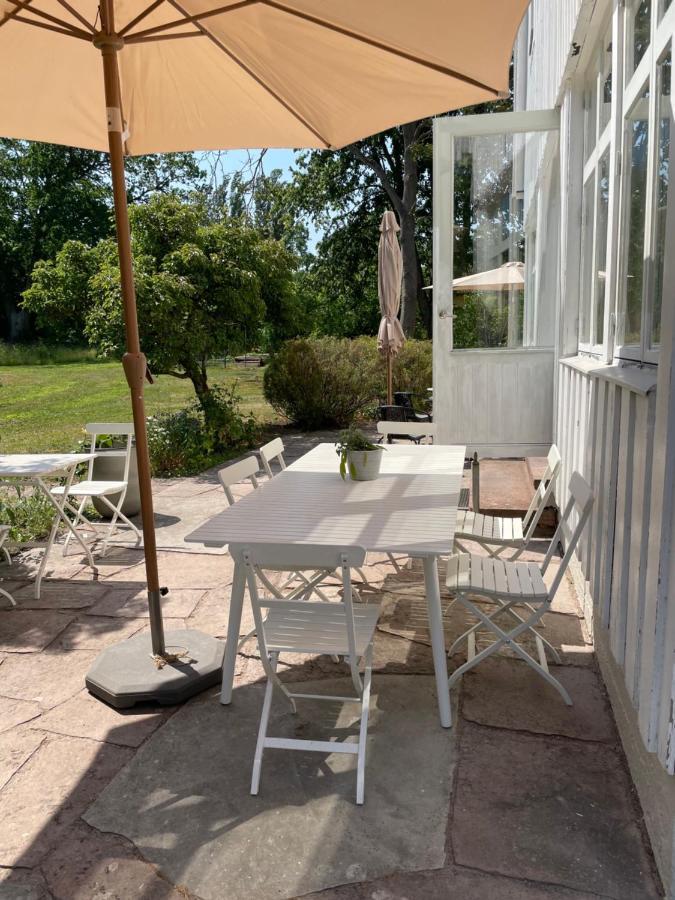 Rosenfors Herrgard Bed & Breakfast *